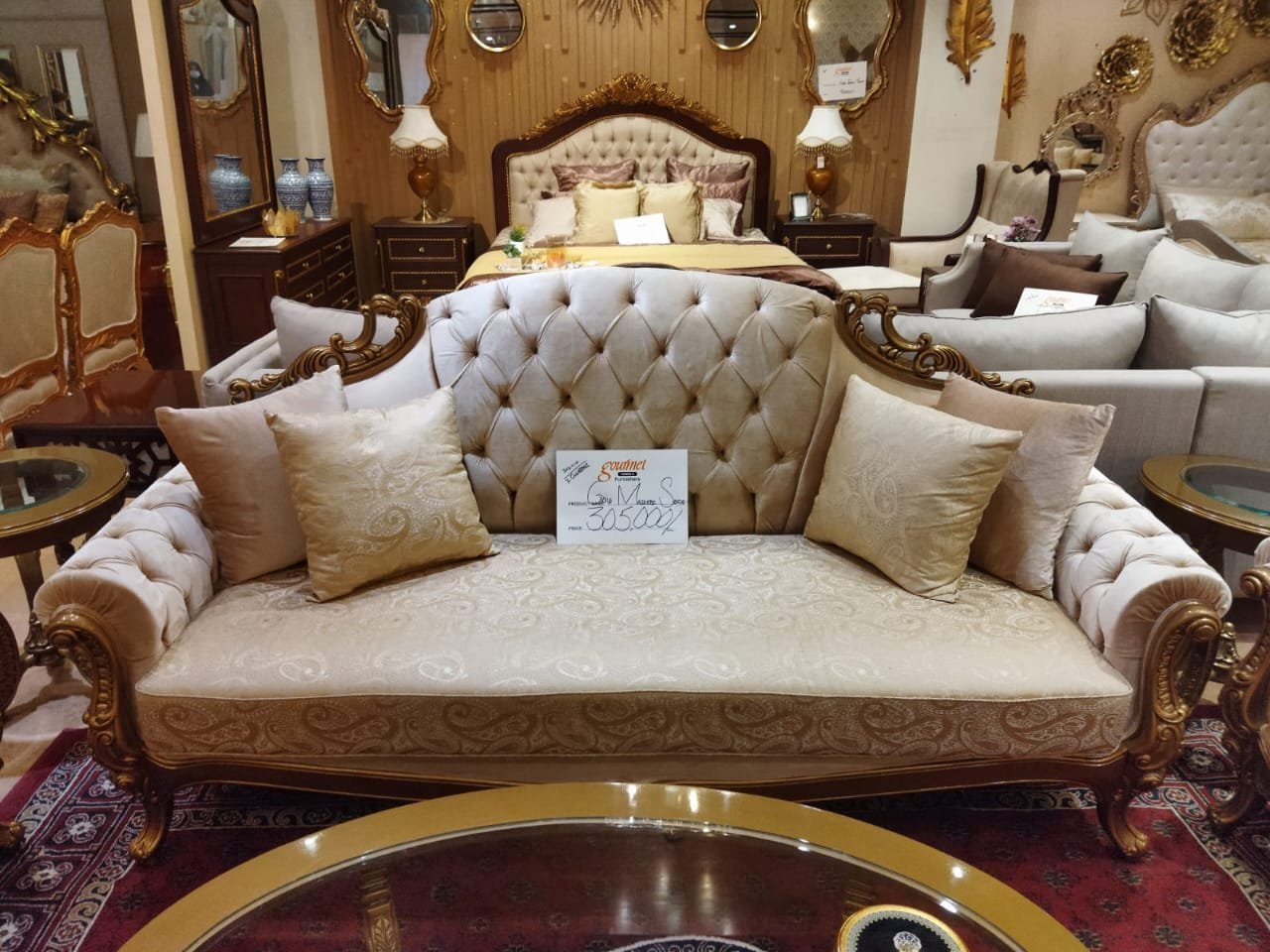 Drawing Room Sofa 117